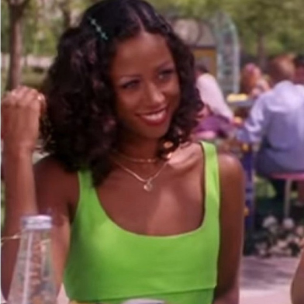 Meet Mari. - Picture 2 of 3